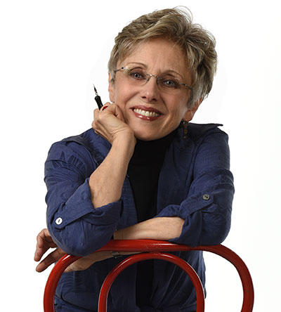 A portrait of Lynn.